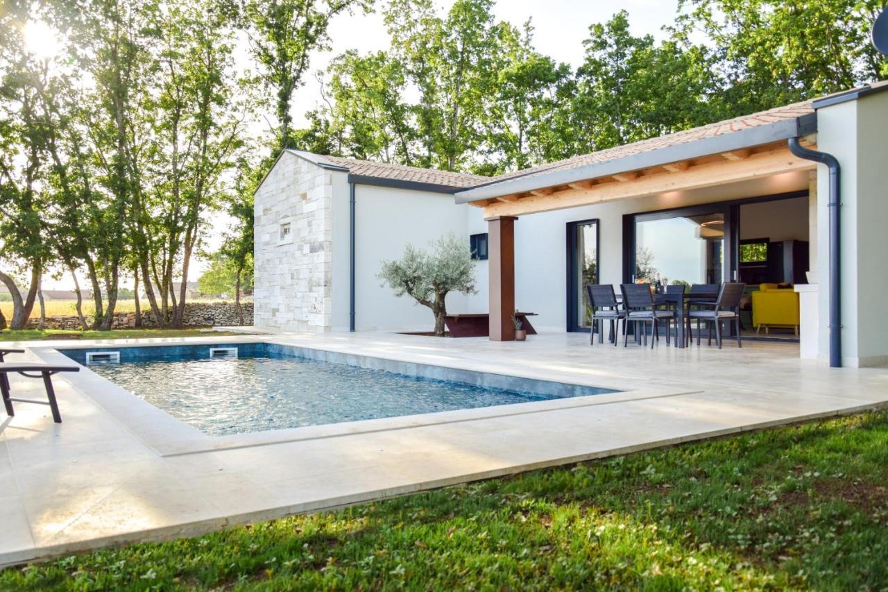 Vila Casa Bosca With Heated Pool Sveti Petar u Sumi Exteriér fotografie
